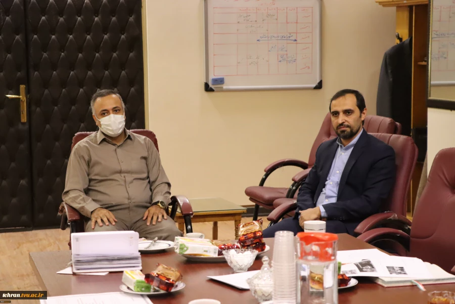 سرپرست دانشگاه فنی و حرفه ای واحد استان تهران در جلسه شورای فرهنگی عنوان کرد: فعالیت های فرهنگی به برنامه ریزی کاربردی و کلان نگری گسترده تری نیاز دارد 3
