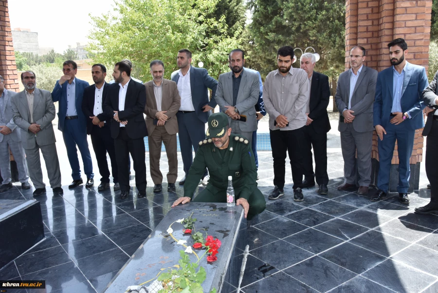 کنگره گرامیداشت 220 شهید دانشگاه فنی و حرفه‌ای و آیین رونمایی از 12 یادمان شهید گمنام دانشگاه برگزار شد 9