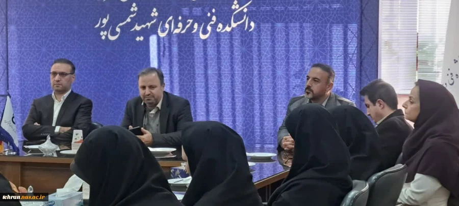 برگزاری جلسه نکوداشت میلاد با سعادت حضرت فاطمه زهرا (س) و بزرگداشت مقام زن و تقدیر از کارکنان خانم دانشکده 2