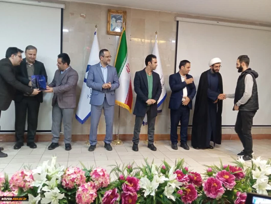 با حضور مدیر کل امورپژوهشی و فناوری دانشگاه فنی و حرفه ای و  رئیس دانشگاه فنی و حرفه ای استان تهران؛ 

آئین تجلیل از پژوهشگران و فناوران هفته پژوهش و فناوری 1402 در دانشکده فنی شهید شمسی پور برگزار شد 5