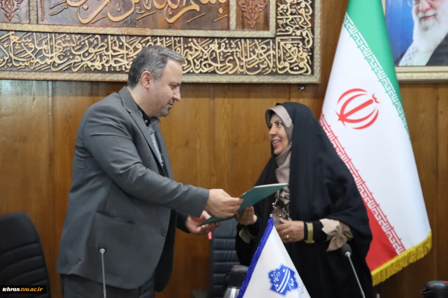 برگزاری جلسه کمیته انتشارات 14