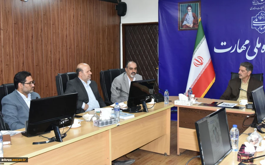 سرپرست دانشگاه ملی مهارت در جلسه هماهنگی برگزاری دومین کنگره ملی شهید حسن طهرانی‌مقدم:
یادواره و سالگرد شهادت سردار شهید حسن طهرانی‌مقدم به نحو شایسته و درخور مقام علمی و آثار ماندگار آن شهید دانشمند برگزار گردد 3