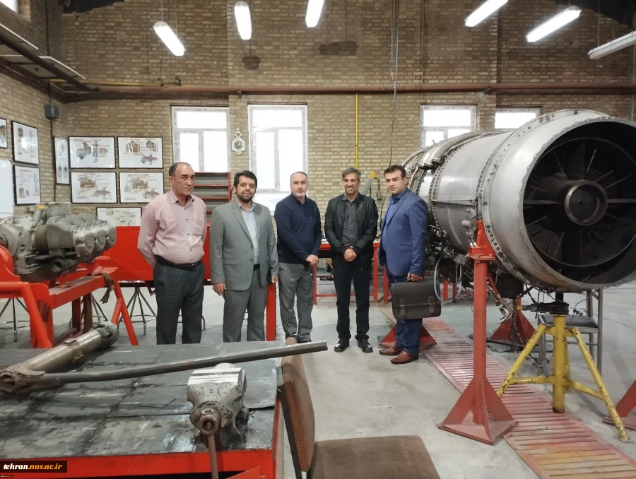 در راستای برنامه های هفته جهانی کارآفرینی؛
بازدید علمی و صنعتی از بخش های فنی مهندسی و تعمیر و نگهداری موتورهای هوایی و کارگاه موتور جت دانشکده صنعت هوانوردی کشور 2