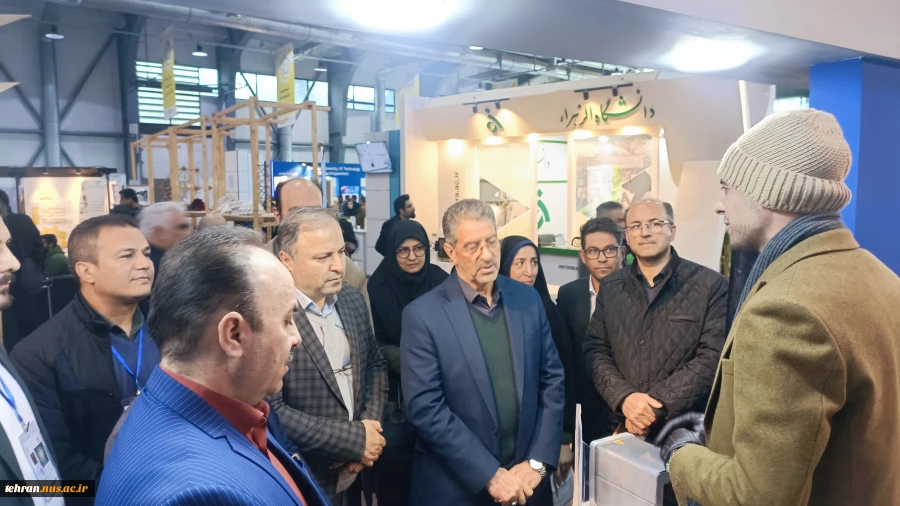 بازدید رئیس دانشگاه ملی مهارت استان تهران در معیت با ریاست و هیئت رئیسه دانشگاه ملی مهارت کشور از غرفه دانشگاه ملی مهارت در بیست و پنجمین نمایشگاه دستاوردهای پژوهش، فناوری و فن بازار 3