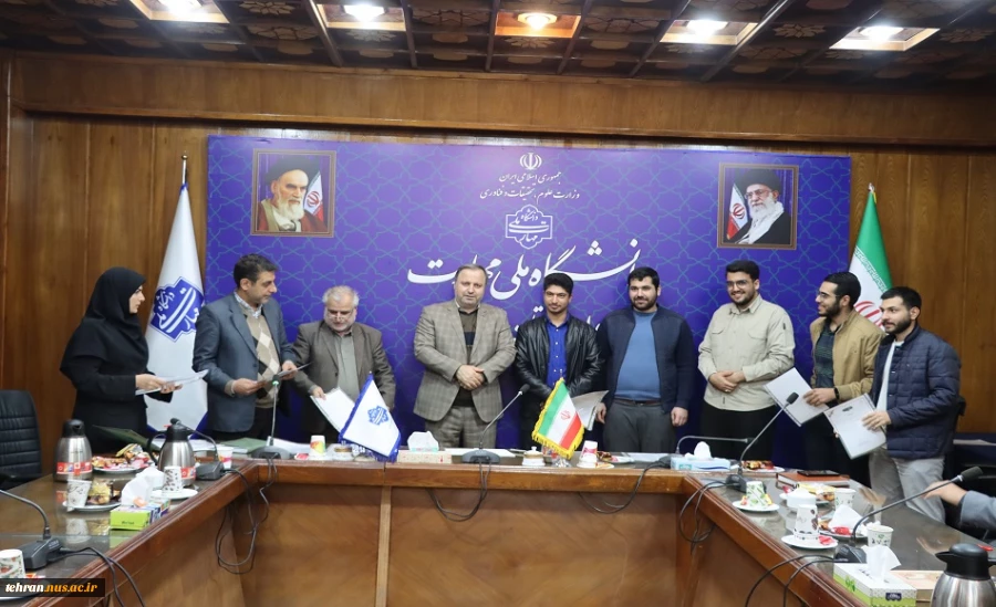نشست صمیمی رئیس دانشگاه ملی مهارت استان تهران با جمعی از فعالین فرهنگی و اعضای بسیج دانشجویی دانشکده انقلاب اسلامی 8