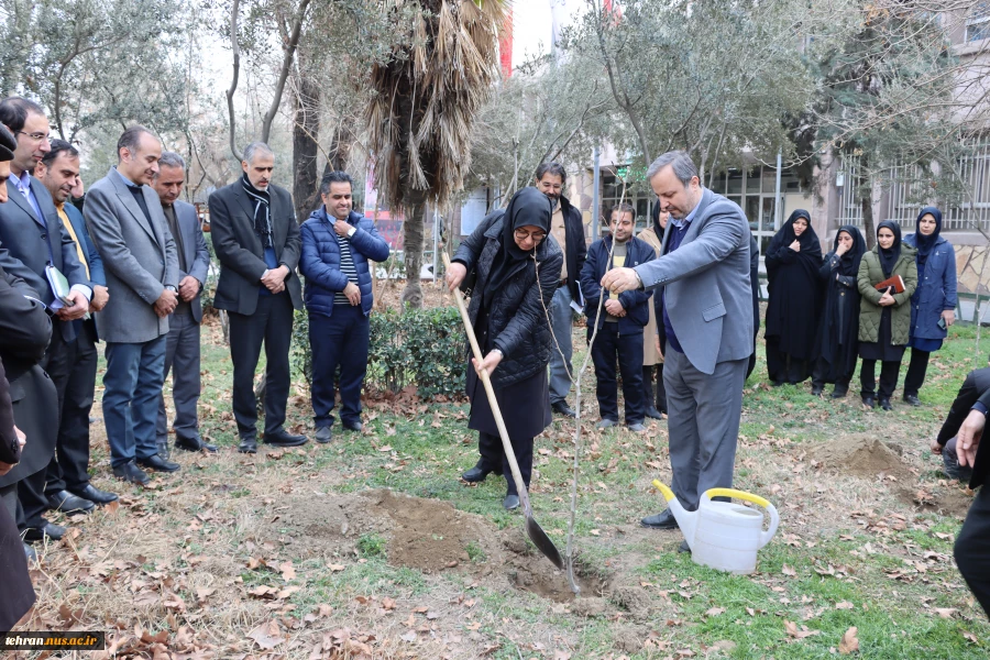 با حضور رئیس دانشگاه ملی مهارت استان تهران صورت گرفت:

برگزاری آیین درختکاری در دانشکده فنی انقلاب اسلامی 2