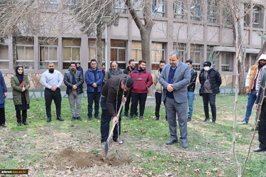 با حضور رئیس دانشگاه ملی مهارت استان تهران صورت گرفت:

برگزاری آیین درختکاری در دانشکده فنی انقلاب اسلامی 2