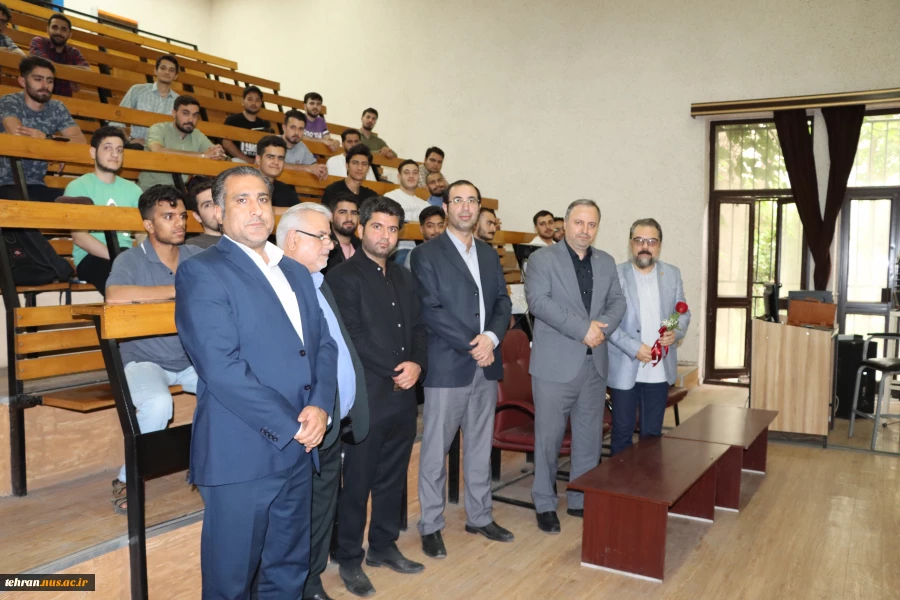 به مناسبت فرارسیدن روز معلم و استاد:

تقدیر از همکاران دانشکده فنی انقلاب اسلامی با حضور رئیس دانشگاه ملی مهارت استان تهران 9