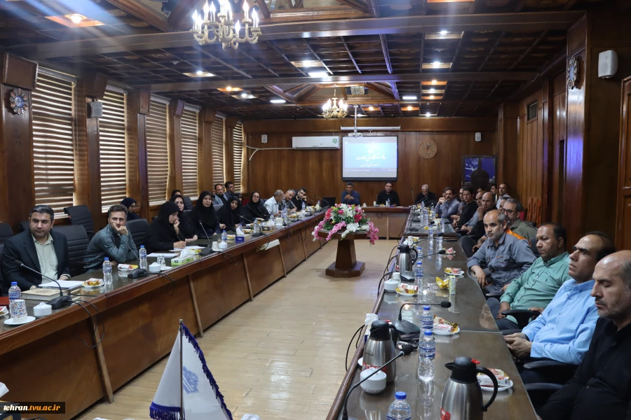 برگزاری کارگاه "تبیین رویارویی جبهه حق و باطل در جنگ ایران و رژیم صهیونیستی " در دانشکده فنی انقلاب اسلامی تهران 8
