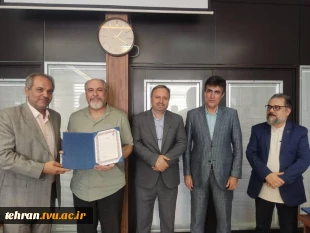برگزاری آیین تقدیر از اساتید و دانشجویان نمونه رشته آسانسور و پلکان برقی با حضور رییس دانشگاه ملی مهارت استان تهران 6