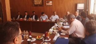 برگزاری آیین تقدیر از اساتید و دانشجویان نمونه رشته آسانسور و پلکان برقی با حضور رییس دانشگاه ملی مهارت استان تهران 8