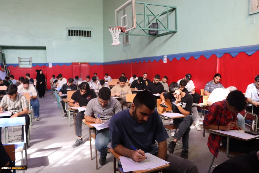 بازدید رئیس دانشگاه ملی مهارت استان تهران از روند برگزاری امتحانات پایان ترم نیمسال دوم سال تحصیلی 1404در دانشکده فنی انقلاب اسلامی 3