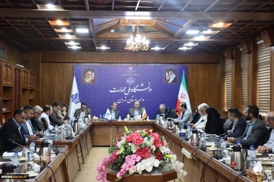 با حضور معاون آموزشی دانشگاه ملی مهارت برگزار شد؛
"تبیین سیاست‌های آموزشی دانشگاه ملی مهارت استان تهران در جلسه آیین آغاز سال تحصیلی جدید در دانشکده فنی انقلاب اسلامی" 4