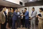 در آستانه آغاز سال تحصیلی جدید و همزمان با فرارسیدن هفته دفاع مقدس صورت پذیرفت؛

بازدید معاون آموزشی دانشگاه ملی مهارت از کارگاه‌های آموزشی دانشکده فنی انقلاب اسلامی و برگزاری مراسم گرامیداشت هفته دفاع مقدس و آیین گلاب شویی در جوار مقبره مطهر شهدای گمنا