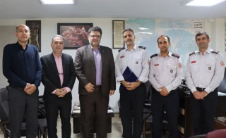 تجلیل از آتش نشانان به مناسبت هفتم مهر ماه روز ایمنی و آتش نشانی
