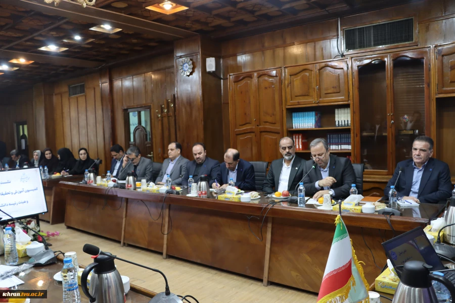 نشست مشترک اعضای کمیسیون آموزش و تحقیقات مجلس شورای اسلامی و هیئت رئیسه دانشگاه ملی مهارت/ حمایت کمیسیون از دانشگاه ملی مهارت برای عضویت در شورای عالی آموزش و تربیت فنی، حرفه‌ای و مهارتی 7