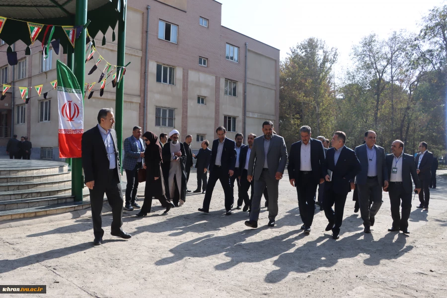 نشست مشترک اعضای کمیسیون آموزش و تحقیقات مجلس شورای اسلامی و هیئت رئیسه دانشگاه ملی مهارت/ حمایت کمیسیون از دانشگاه ملی مهارت برای عضویت در شورای عالی آموزش و تربیت فنی، حرفه‌ای و مهارتی 15