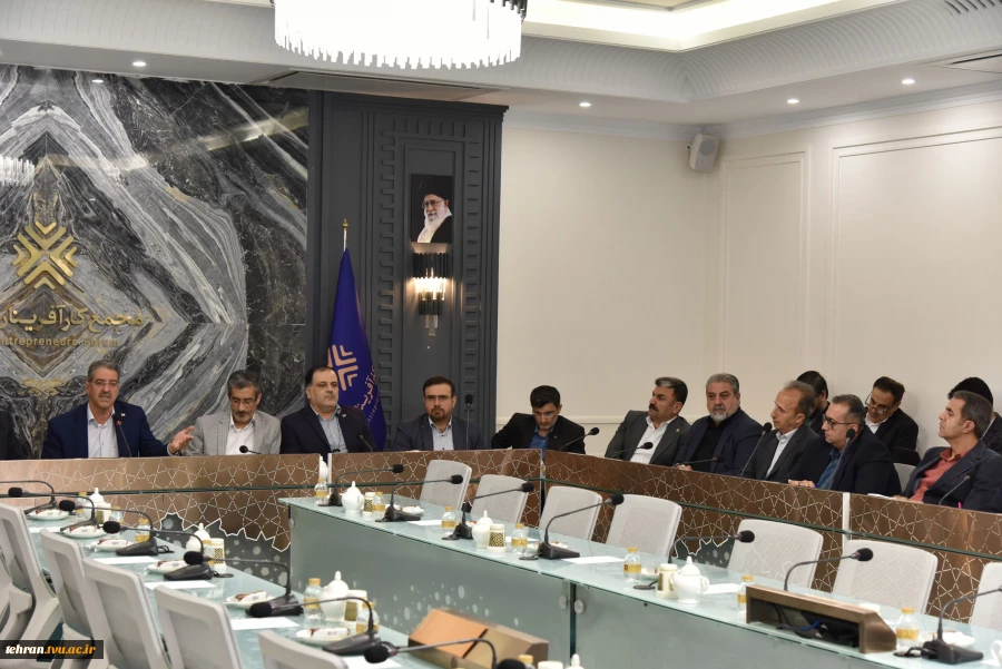 با حضور دکتر غلامرضا زمانی به امضا رسید؛

تفاهم نامه همکاری مجمع کارآفرینان ایران و دانشگاه ملی مهارت 3