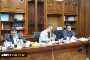 جلسه کارگروه ترفیعات اعضای هیئت علمی دانشگاه ملی مهارت استان تهران 4