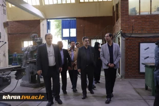 بازدید میدانی و نشست تخصصی کارگروه ساختار سازمانی دانشگاه ملی مهارت در دانشکده فنی انقلاب اسلامی تهران؛

گامی در مسیر ارتقای کارایی و تخصصی‌سازی ساختار واحدهای استانی و مراکز تابعه به گزارش روابط عمومی دانشگاه ملی مهارت استان تهران 5