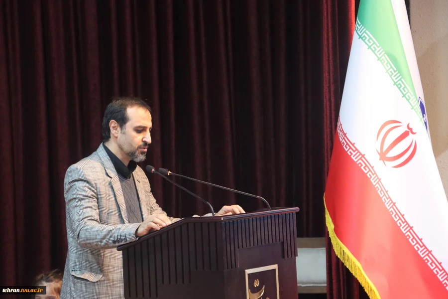 به منظور آشنایی دانشجویان نوورود با ساختار آموزشی، ظرفیت‌های علمی، برنامه‌های مهارتی و مسیرهای آینده شغلی؛

سمینار توجیهی دانشجویان نوورود رشته عمران، در دانشکده فنی انقلاب اسلامی تهران برگزار شد. 3