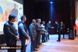 به منظور آشنایی دانشجویان نوورود با ساختار آموزشی، ظرفیت‌های علمی، برنامه‌های مهارتی و مسیرهای آینده شغلی؛

سمینار توجیهی دانشجویان نوورود رشته عمران، در دانشکده فنی انقلاب اسلامی تهران برگزار شد. 2