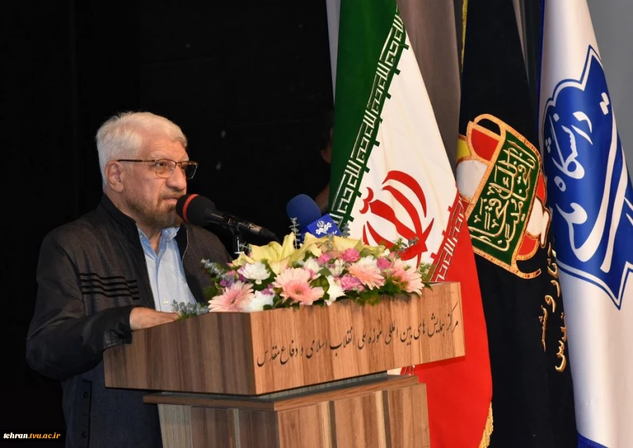 با حضور مقامات کشوری، لشکری، خانواده‌های معظم شهدا و دانشجویان برگزار شد؛
آیین گرامی‌داشت سالگرد شهادت سرلشکر شهید حسن طهرانی مقدم و یادواره ۳۱۱ دانشجوی شهید دانشگاه ملی مهارت 18