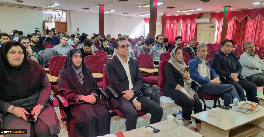 برگزاری ششمین نشست هفته جهانی کارآفرینی در قالب پنل انتقال تجربه توسط کارآفرین و صاحب کسب‌وکار موفق در دانشکده شهید شمسی‌پور 2