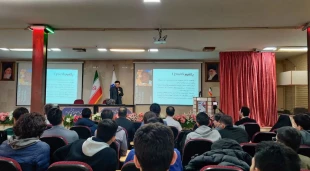 پنجمین نشست هفته جهانی کارآفرینی در قالب سمینار «از مرزها تا بازارها؛ مسیر فریلنسینگ جهانی برای متخصصان ایرانی» در دانشکده شهید شمسی پور برگزار شد. 6