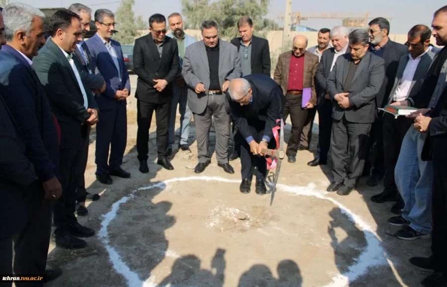 افتتاح کلینیک تخصصی گیاه پزشکی و کلنگ زنی سوله کارگاه ماشین آلات کشاورزی دانشکده ملی مهارت کشاورزی پاکدشت با حضور مسئولین محترم دانشگاه ملی مهارت و شهرستان پاکدشت 8