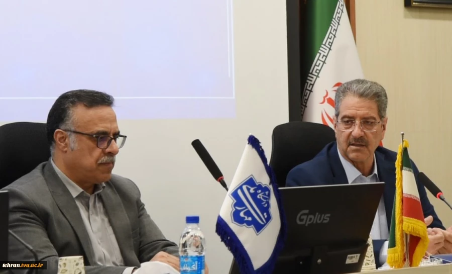 دکتر زمانی در نشست تخصصی مدیران روابط عمومی دانشگاه ملی مهارت:

آموزش‌های مهارتی حلقه مستحکم در زنجیره توسعه اقتصادی و اجتماعی کشور است. 2