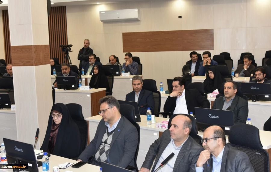 دکتر زمانی در نشست تخصصی مدیران روابط عمومی دانشگاه ملی مهارت:

آموزش‌های مهارتی حلقه مستحکم در زنجیره توسعه اقتصادی و اجتماعی کشور است. 3