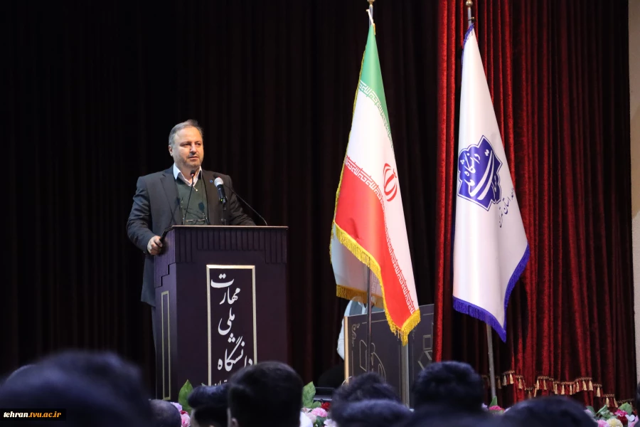 همزمان با فرارسیدن شانزدهم آذرماه؛

آئین گرامیداشت روز دانشجو با حضور معاون اداری، مالی و مدیریت منابع و مسئول نهاد نمایندگی مقام معظم رهبری(مدظله العالی) در دانشگاه ملی مهارت در دانشکده فنی انقلاب اسلامی تهران برگزار شد. 2