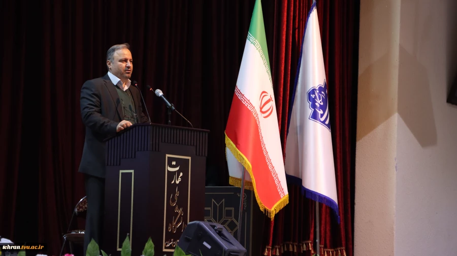 همزمان با فرارسیدن شانزدهم آذرماه؛

آئین گرامیداشت روز دانشجو با حضور معاون اداری، مالی و مدیریت منابع و مسئول نهاد نمایندگی مقام معظم رهبری(مدظله العالی) در دانشگاه ملی مهارت در دانشکده فنی انقلاب اسلامی تهران برگزار شد. 3