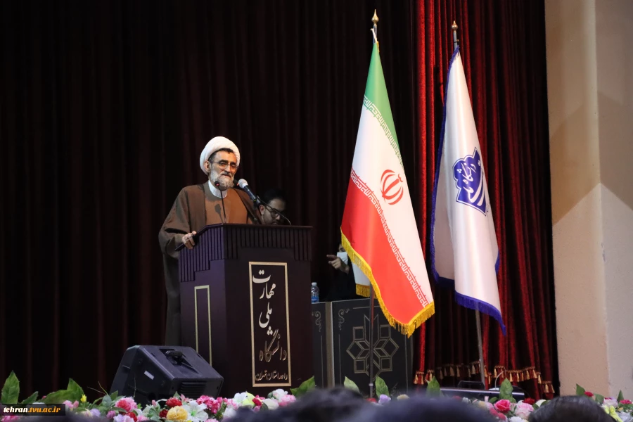 همزمان با فرارسیدن شانزدهم آذرماه؛

آئین گرامیداشت روز دانشجو با حضور معاون اداری، مالی و مدیریت منابع و مسئول نهاد نمایندگی مقام معظم رهبری(مدظله العالی) در دانشگاه ملی مهارت در دانشکده فنی انقلاب اسلامی تهران برگزار شد. 3