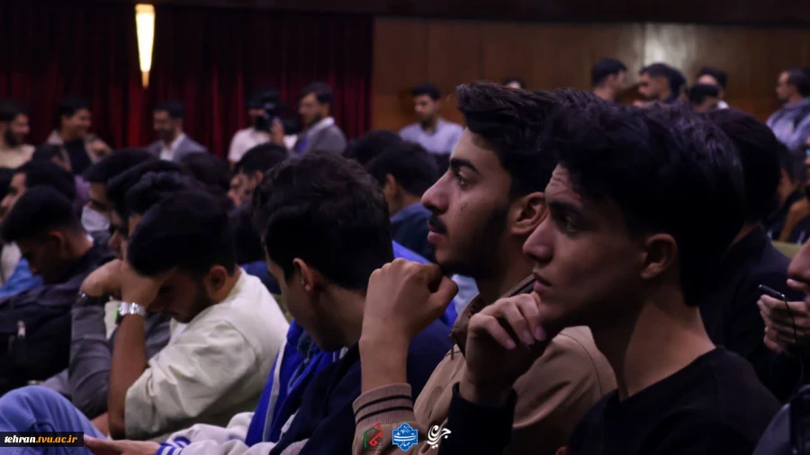 همزمان با فرارسیدن شانزدهم آذرماه؛

آئین گرامیداشت روز دانشجو با حضور معاون اداری، مالی و مدیریت منابع و مسئول نهاد نمایندگی مقام معظم رهبری(مدظله العالی) در دانشگاه ملی مهارت در دانشکده فنی انقلاب اسلامی تهران برگزار شد. 2