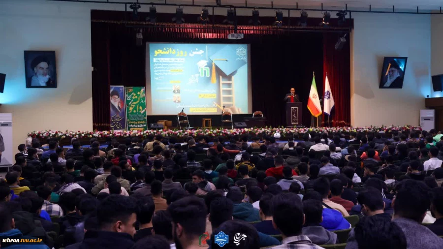 همزمان با فرارسیدن شانزدهم آذرماه؛

آئین گرامیداشت روز دانشجو با حضور معاون اداری، مالی و مدیریت منابع و مسئول نهاد نمایندگی مقام معظم رهبری(مدظله العالی) در دانشگاه ملی مهارت در دانشکده فنی انقلاب اسلامی تهران برگزار شد. 3