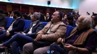 همزمان با فرارسیدن شانزدهم آذرماه؛

آئین گرامیداشت روز دانشجو با حضور معاون اداری، مالی و مدیریت منابع و مسئول نهاد نمایندگی مقام معظم رهبری(مدظله العالی) در دانشگاه ملی مهارت در دانشکده فنی انقلاب اسلامی تهران برگزار شد. 4