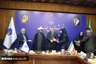 برگزاری مراسم نکوداشت ولادت با سعادت حضرت فاطمه زهرا(س) و بزرگداشت مقام زن و تقدیر از بانوان شاغل در دانشکده فنی انقلاب اسلامی با حضور رییس دانشگاه ملی مهارت استان تهران 3