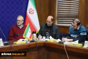 دیدار مسئولان گروه صنعتی ایران‌خودرو با رئیس دانشگاه ملی مهارت استان تهران در دانشکده فنی انقلاب اسلامی 5
