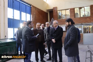 دیدار مسئولان گروه صنعتی ایران‌خودرو با رئیس دانشگاه ملی مهارت استان تهران در دانشکده فنی انقلاب اسلامی 12