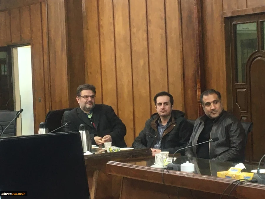 جلسه کارگروه ویژه برگزاری امتحانات پایان ترم دانشگاه ملی مهارت استان تهران 6