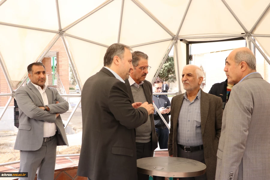 در آستانه ۲۲ بهمن، سالروز پیروزی شکوهمند انقلاب اسلامی؛ 

معاون وزیر علوم، تحقیقات و فناوری و رییس سازمان امور دانشجویان از دانشکده ملی مهارت انقلاب اسلامی تهران بازدید کرد 7