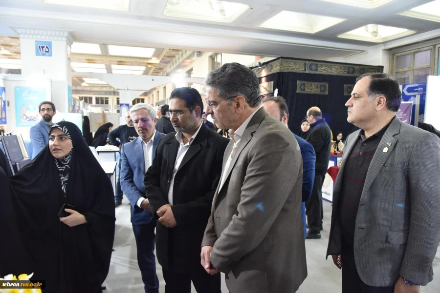 با حضور دکتر زمانی افتتاح شد؛

بخش دانشگاهی سی و سومین نمایشگاه بین‌المللی قرآن کریم با میزبانی دانشگاه ملی مهارت 5