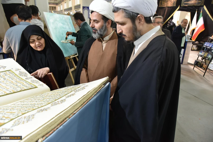 با حضور دکتر زمانی افتتاح شد؛

بخش دانشگاهی سی و سومین نمایشگاه بین‌المللی قرآن کریم با میزبانی دانشگاه ملی مهارت 12
