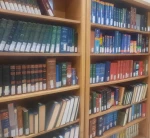 در راستای تکمیل کتابخانه دانشکده؛ 

خرید کتاب از هفتمین نمایشگاه کتاب مجازی و اهدای کتاب از سوی معاونت پژوهش و فناوری دانشگاه ملی مهارت صورت پذیرفت 2