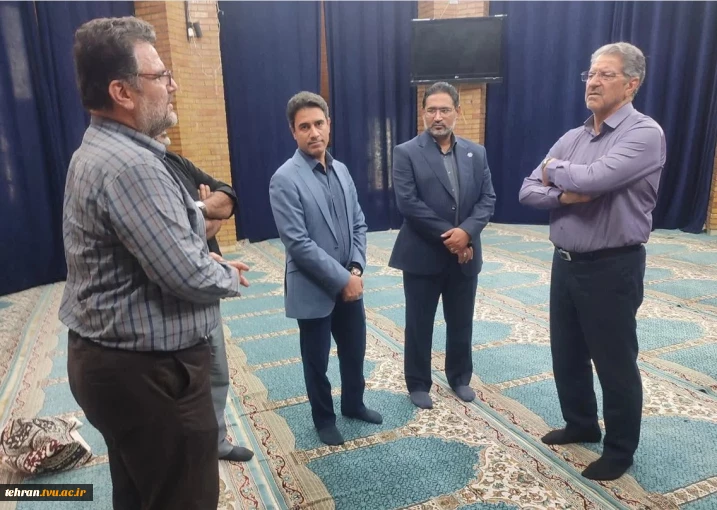 بازدید میدانی دکتر زمانی از روند آماده‌سازی مراکز جهت میزبانی از زائران مراسم وداع و تشییع رهبر شهید