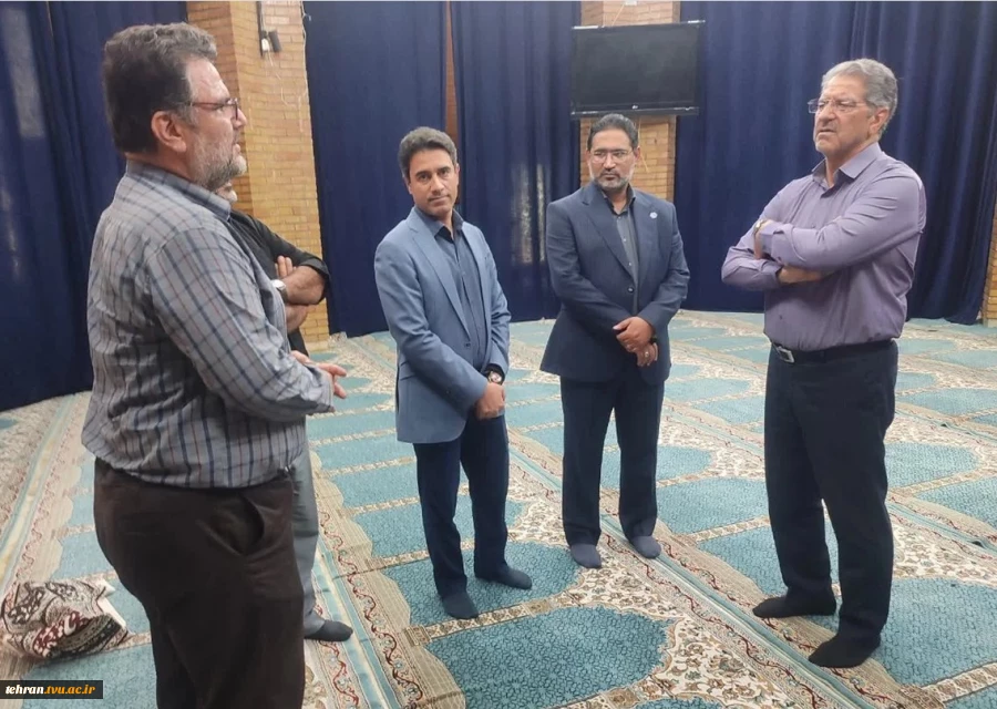 بازدید میدانی دکتر زمانی از روند آماده‌سازی مراکز جهت میزبانی از زائران مراسم وداع و تشییع رهبر شهید 2