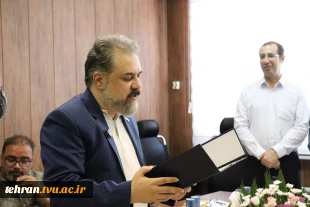 از عیب‌یابی هوشمند تا آسانسور پنوماتیک؛

 دفاع ۶ پروژه دانشجویی دانشکده فنی انقلاب اسلامی تهران در سندیکای آسانسور و پلکان برقی ایران 5